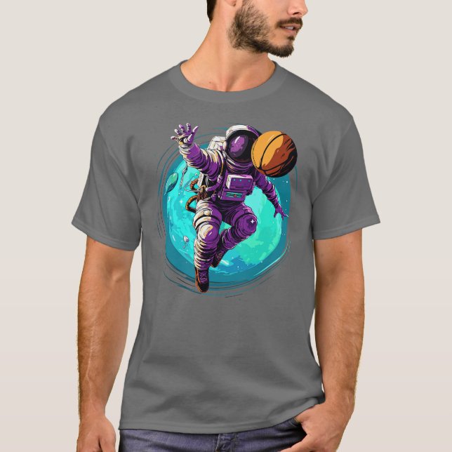 Astronauter spelar basket t shirt (Framsida)