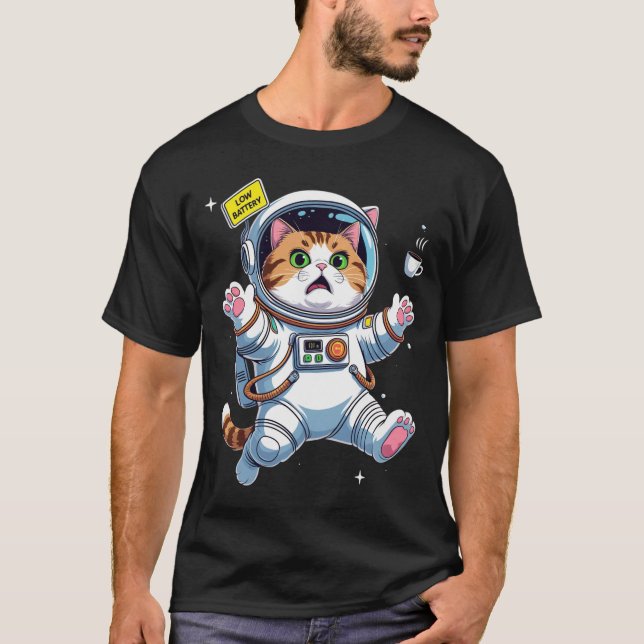 Astronautkatt i knipa t shirt (Framsida)