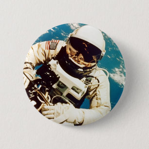 AstronautSpacewalk Knapp