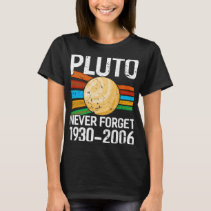Astronomi Älskare Pluto Glöm aldrig de konstiga as T Shirt