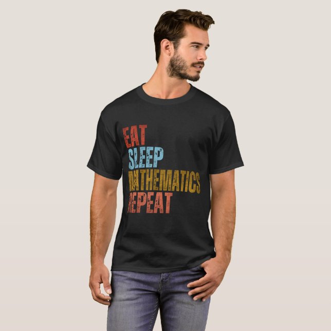 ÄT SÖMN MATEMATIK UPPREPA T SHIRT (Hel framsida)