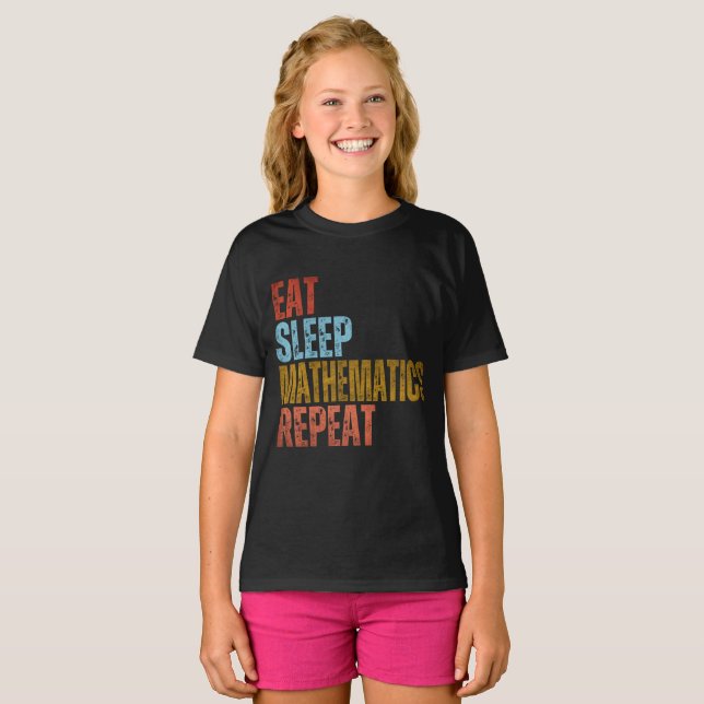 ÄT SÖMN MATEMATIK UPPREPA T-Shirt (Hel framsida)