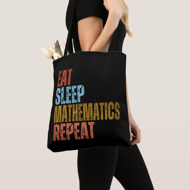 ÄT SÖMN MATEMATIK UPPREPA TYGKASSE (Närbild)