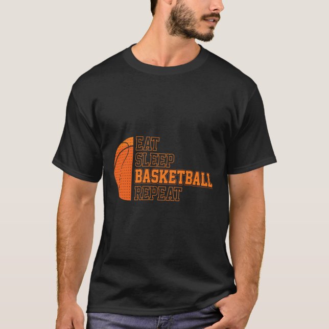 Ät. Sov. Basketboll. Upprepa. Basketball Player T Shirt (Framsida)