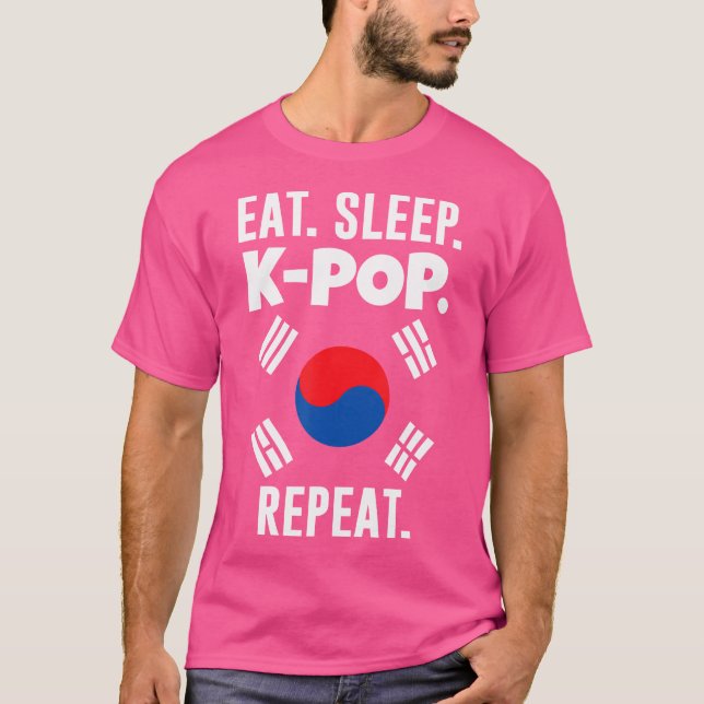 Ät. Sov. K-Pop. Upprepa. K-POP T Shirt (Framsida)