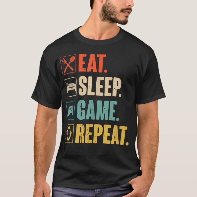 Ät Sova Spela Upprepa Roligt T Shirt (Framsida)