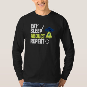Ät Sova Utomjordiskt Liv För En Utomjording Beli T Shirt