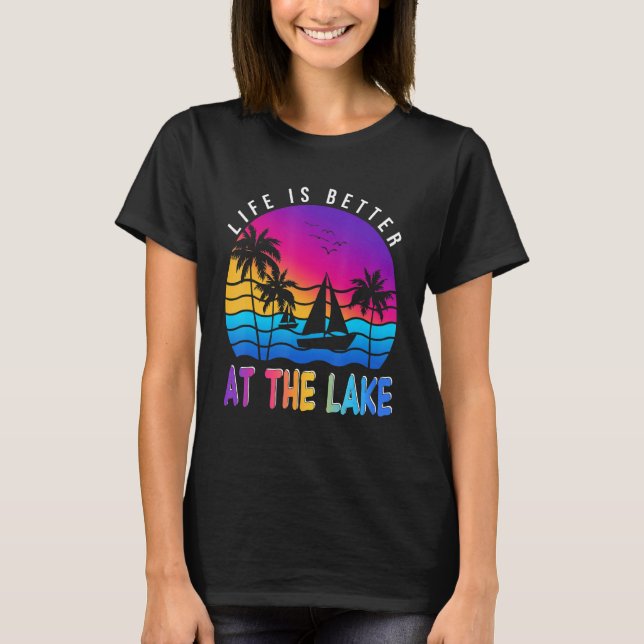 At The Lake Boat Retro Boating Summer Pontoon T Shirt (Framsida)