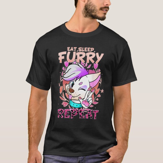 Ät viloläge Hårig Upprepa i Cute Cosplay Fandom T Shirt (Framsida)