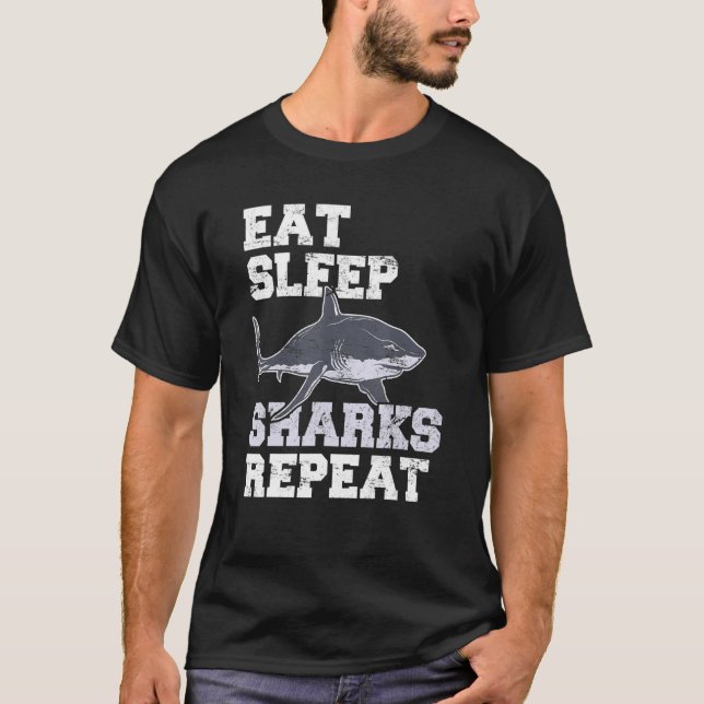 Ät vilthaj Upprepa hajhaj Oceanen T Shirt (Framsida)