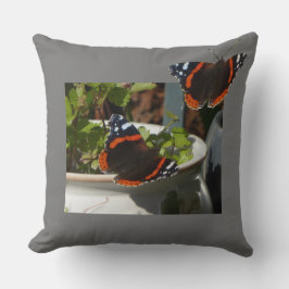 Atalanta Butterfly Design Cust. Dekorativ kudde