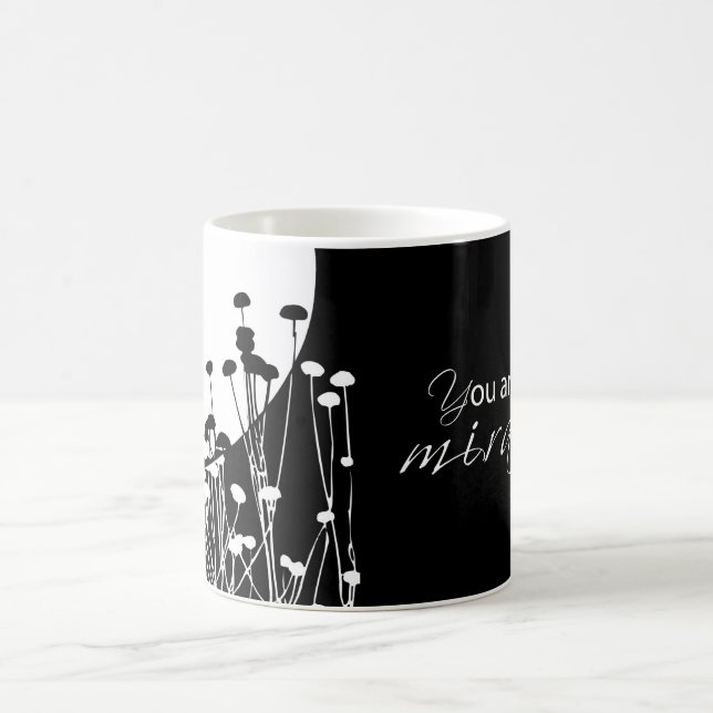 Återhämtningens Mirakel, Svart och Vitt Kaffemugg (Center)