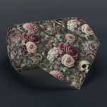 Återkommande i Ro - gotin Victorian Slips<br><div class="desc">En fällande skallblomning bland duntäckta petaler och kokande vinstockar. Att skörda Ro är en utdöd bukett - hemlig,  barockisk och omöjlig att bortse från.</div>