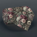 Återkommande i Ro - gotin Victorian Slips<br><div class="desc">En fällande skallblomning bland duntäckta petaler och kokande vinstockar. Att skörda Ro är en utdöd bukett - hemlig,  barockisk och omöjlig att bortse från.</div>