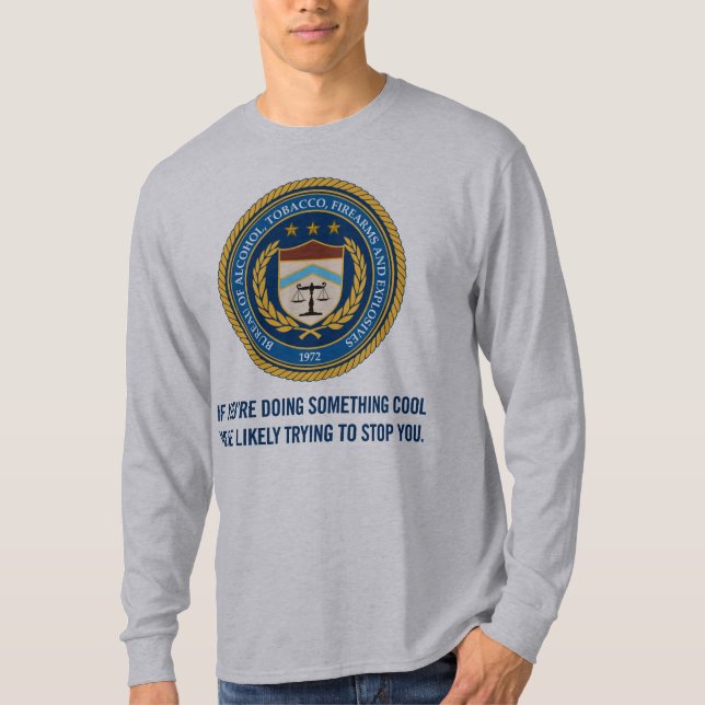 ATF som gör något kall skjorta Tee (Framsida)