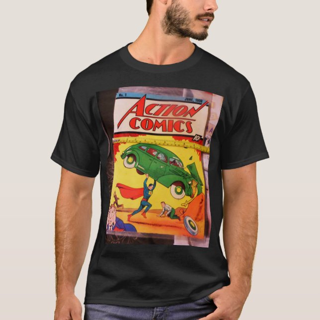 ÅTGÄRD. TECKNAD 1. Grundläggande Mörk T-Shirt (Framsida)
