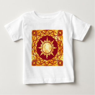 Atlantean guld på rött t-shirt