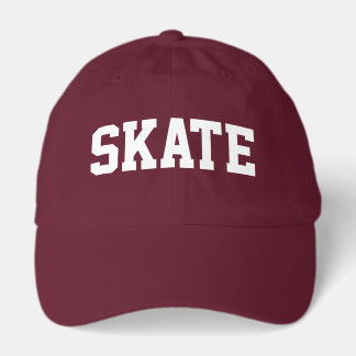 Atletisk SKATE Vit Text Marinröd Bakgrund Keps