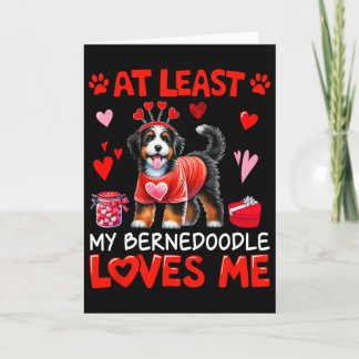 Åtminstone min Bernedoodle älskar mig Alla hjärtan Kort