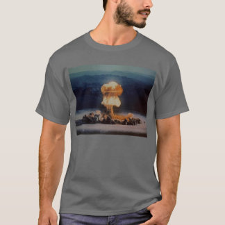 Atom- bombardera tryckvåg, blått med blixt kasta i t-shirt