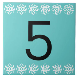 Atom- numrera belägger med tegel kakelplatta