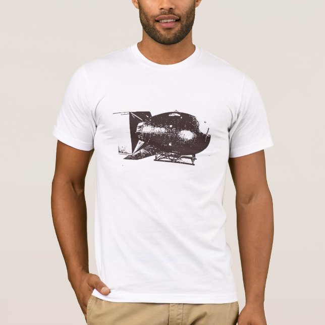atomen bombarderar tee shirt (Framsida)