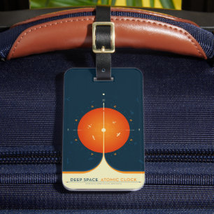 Atomklocka för djupt utrymme Poster, Orange versio Bagagebricka