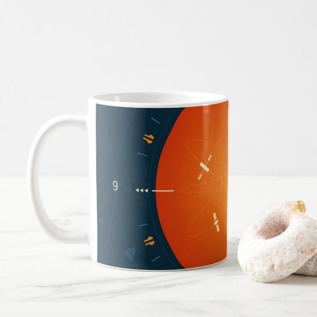 Atomklocka för djupt utrymme Poster, Orange versio Kaffemugg (Med munk)