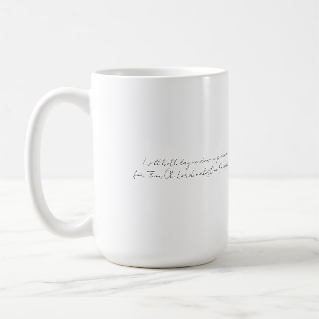 Att bo i trygghet skissad skog frihandssoppa kaffemugg (Vänster)