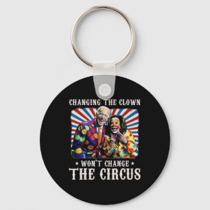 Att Byta Clownen Kommer Inte Ändra Cirkus Kamala Nyckelring