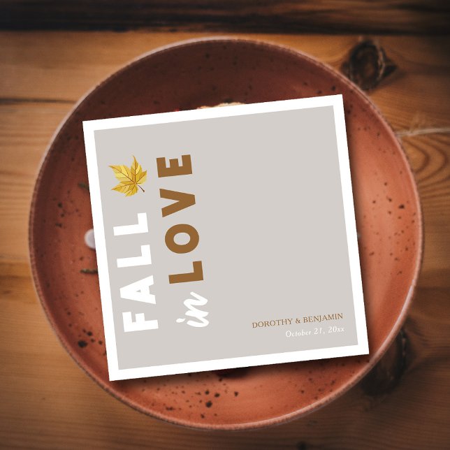 Att falla för kärlek: Anpassat manus Höstbröllop Pappersservett (Falling in Love Modern Script Fall Wedding Napkins)