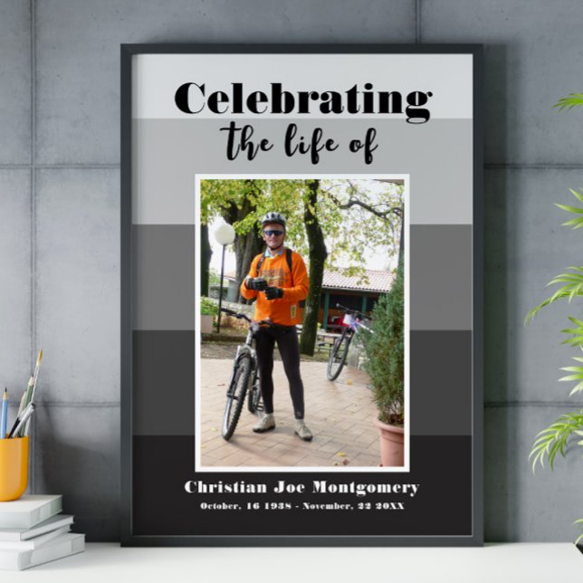 Att fira livet Grått Photo Funeral Poster (Skapare uppladdad)