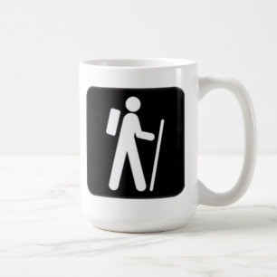Att fotvandra undertecknar kaffemugg