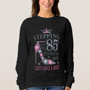 Att gå in i min 85-årsdag med Guds nåd och T Shirt
