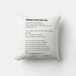 Att hålla utrymme för kärleksdikt kudde