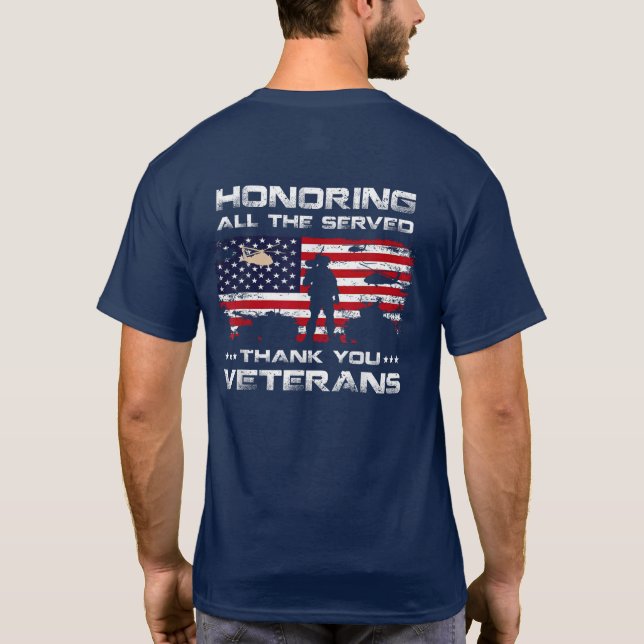 Att hedra alla som tjänat Tack veterandagen T Shirt (Baksida)