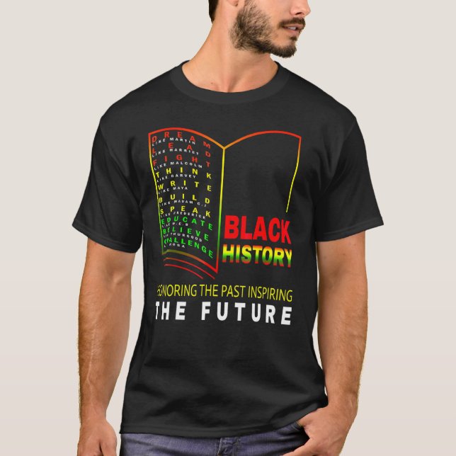 Att hedra tidigare inspirerande framtida afrikansk t shirt (Framsida)