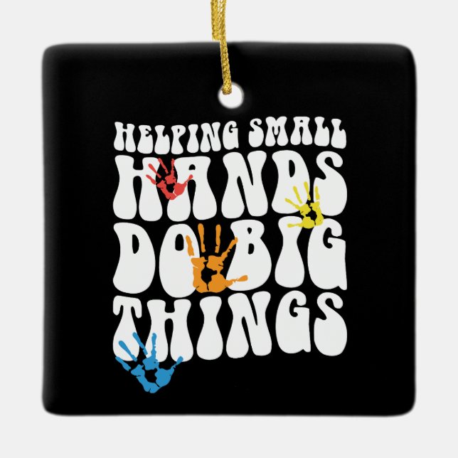 Att hjälpa små Händer att göra stora Sak på arbets Julgransprydnad Keramik (Framsida)