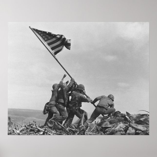 Att höja Flagga på Iwo Jima med Joe Rosenthal Poster (Framsidan)