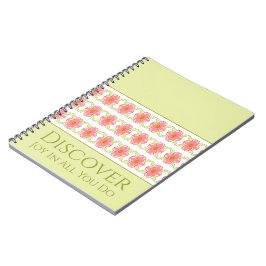 Att inspirera ljust grönt med rosans  blommigt anteckningsbok