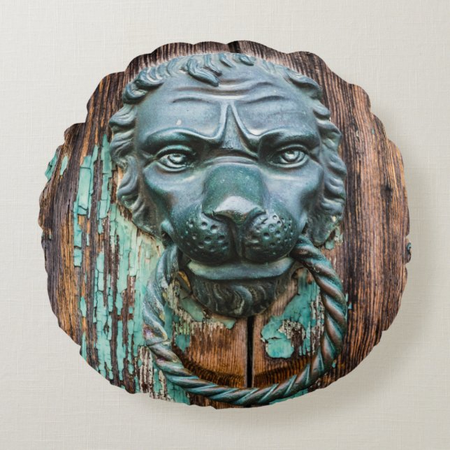 Att knacka på himlens dörrkudde rund kudde (Framsidan)