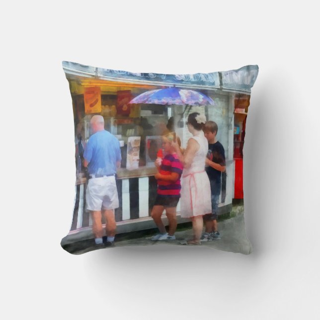 Att köpa glass på marknaden kudde (Framsida)