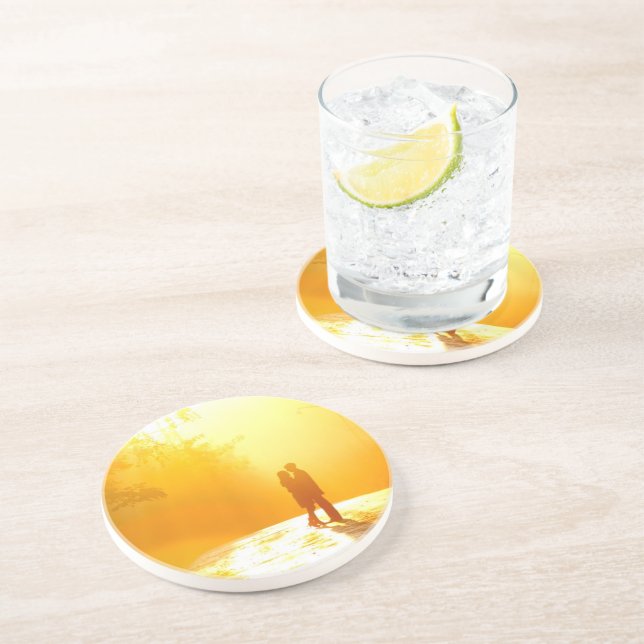 Att kyssa kopplar ihop i solljuset underlägg (Sidan)