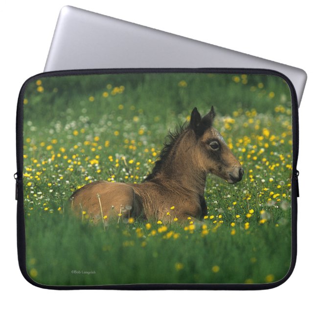 Att lägga för föl besegrar i blommor laptop sleeve (Framsidan)