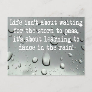 Att lära sig att dansa i regnet! Raindrops Photo Vykort