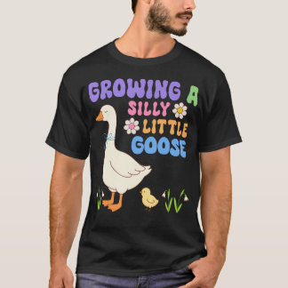 Att Odla En Dum Liten Gås Graviditet T Shirt