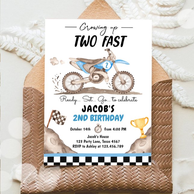 Att odla två snabba Dirt Bike Biking Boy Birthday Inbjudningar (Skapare uppladdad)