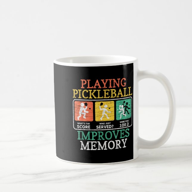 Att spela pickleball förbättrar minnet pickleball  kaffemugg (Höger)