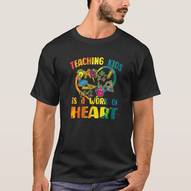 Att undervisa barn är en hjärt-Cute Lärare 4 T Shirt (Framsida)
