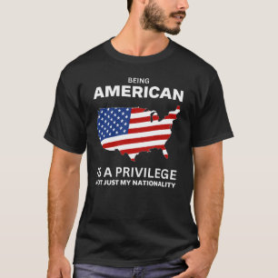 Att vara amerikan är en privilegium t shirt